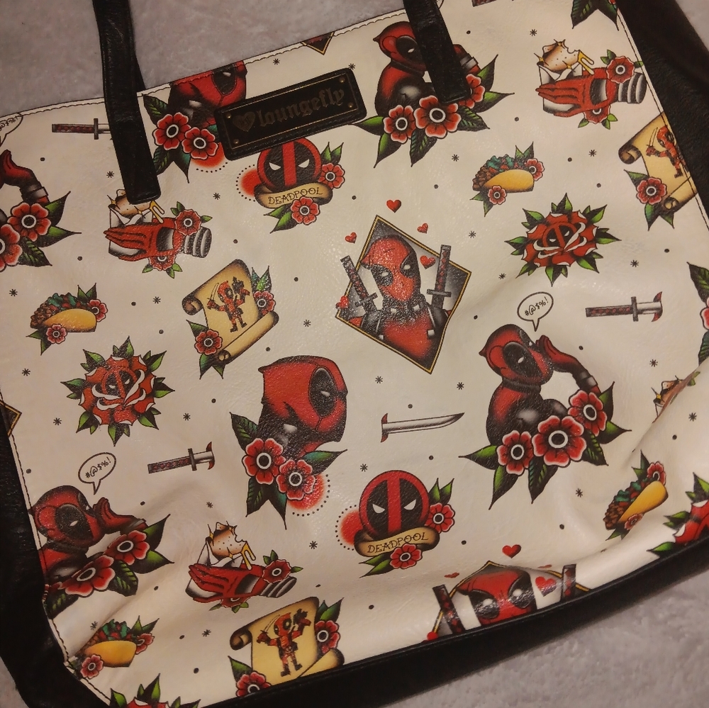 Loungefly Deadpool Tattoo Print Purse Bag Marvel Comics - Picture 4 of 5